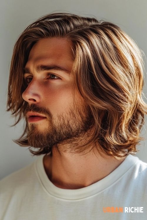 Loose Side Part with Shoulder-Length Hair