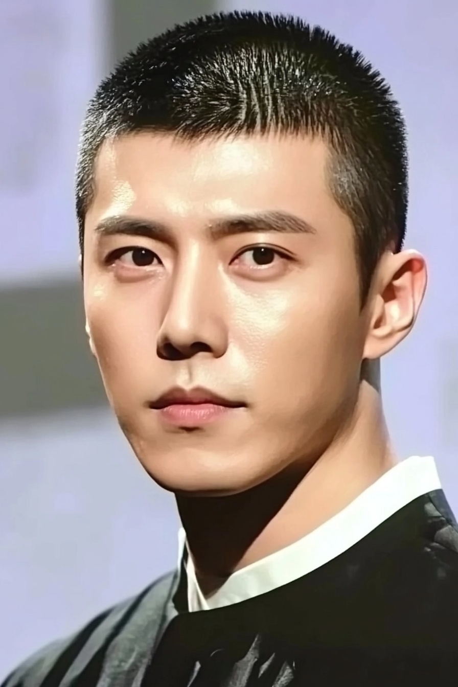 Ultra-Clean Buzz Cut